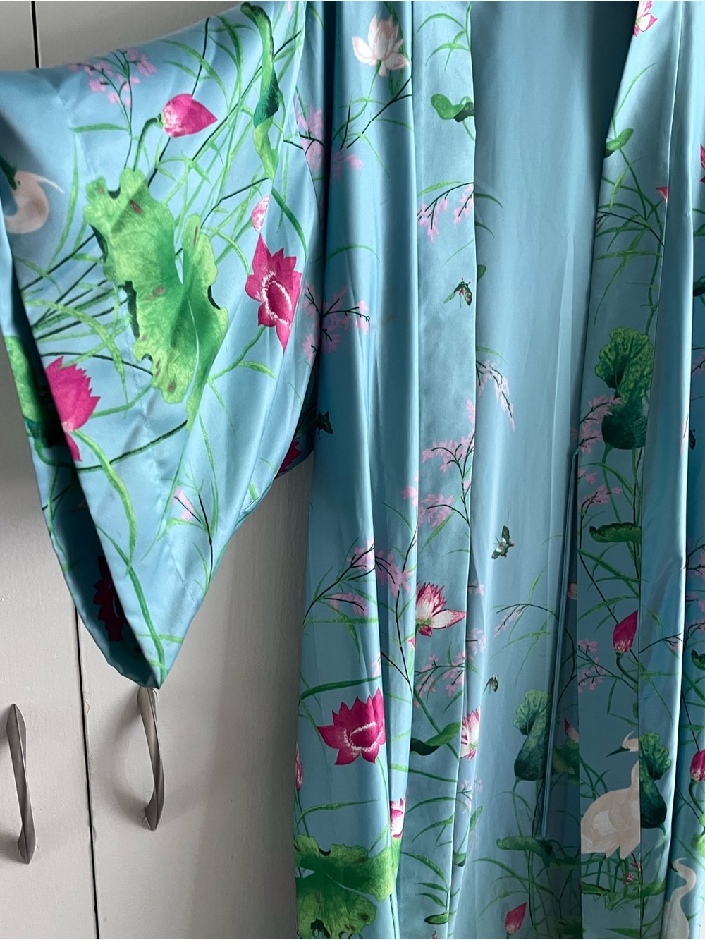 Lotus Garden Robe - Picture 5 of 9